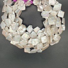 Perle di fiume bianco quadrato foro diagonale 18-20X22mm