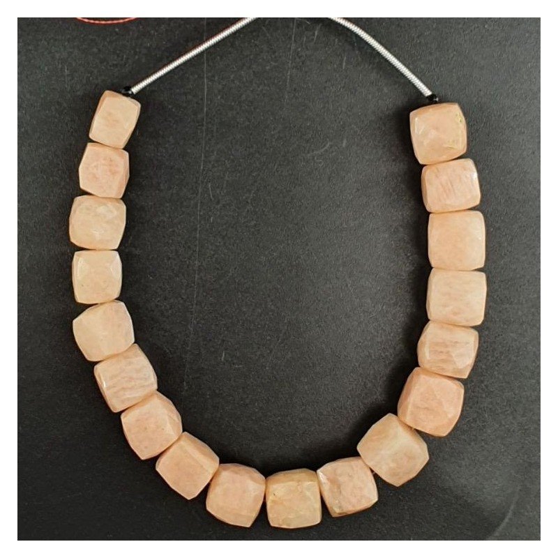 Pietra di Luna Rosa Naturale Perline Forma Cubetti Sfaccettato a Mano 09-12mm