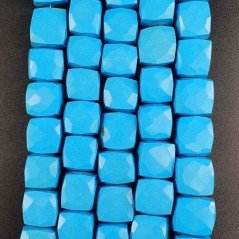 Pasta di Turchese Perline Forma Cubetti Sfaccettato a Mano 08-10mm