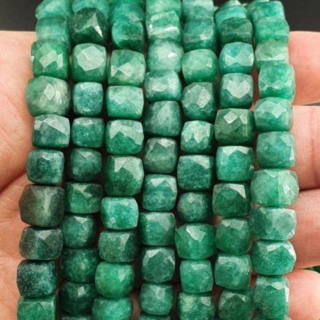 Giada Smeraldo Perline Forma Cubetti Sfaccettato a Mano 07-09mm