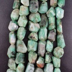 Radice Di Smeraldo Naturale Sassi Sfaccettate A Mano Taglio Gemma