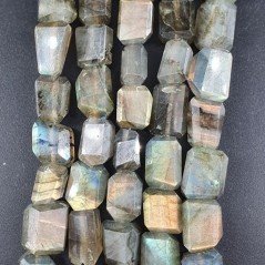 Labradorite (AA) Sassi Sfaccettati A Mano Taglio Gemma