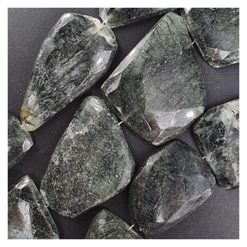 Quarzo Rutilato Tormalinato Naturale Sassi Sfaccettatoi Piatto